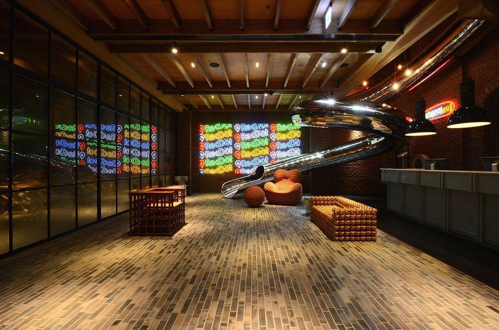 Reddot Hotel Тайджун Екстериор снимка